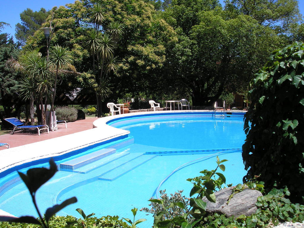 Mon Petit Hotel Villa Carlos Paz Exterior photo