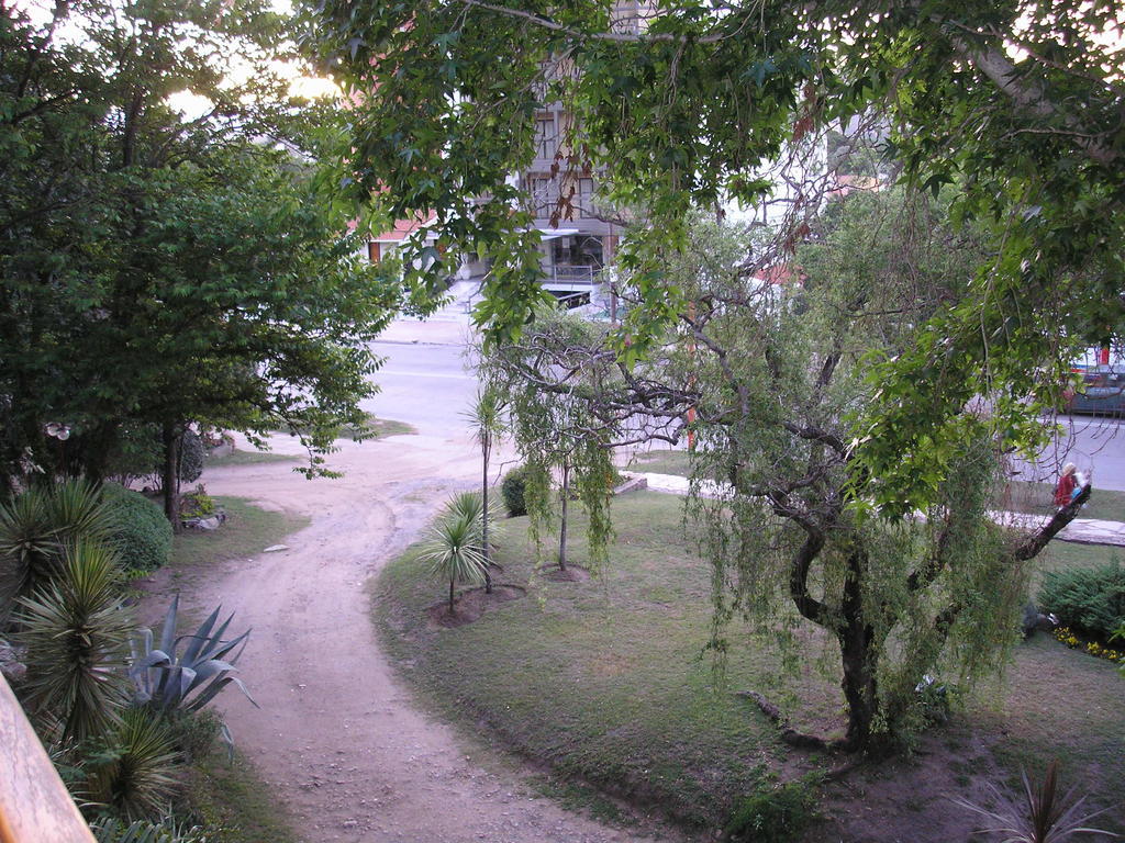 Mon Petit Hotel Villa Carlos Paz Exterior photo